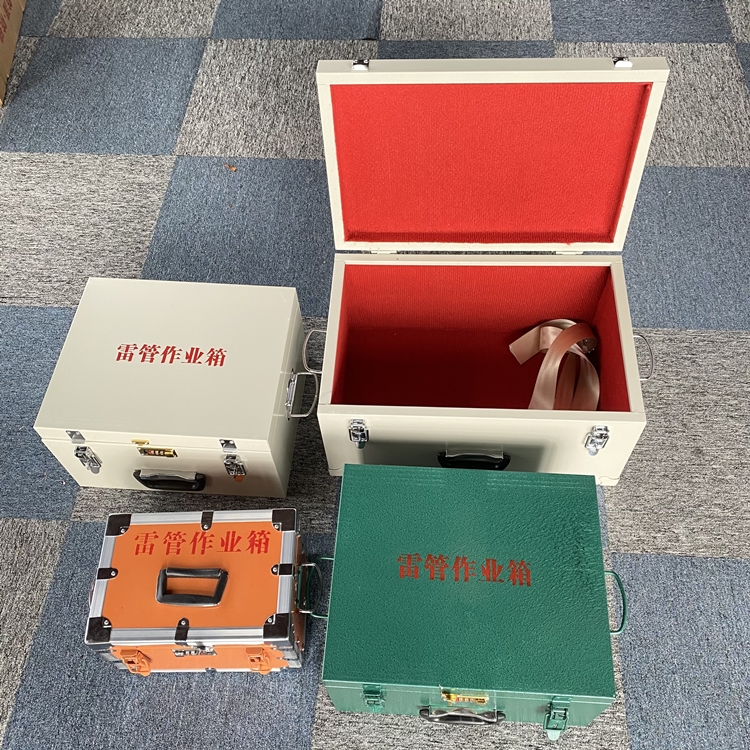 玉州爆破工程作业箱如何选择？玻璃钢与传统材质的全面对比